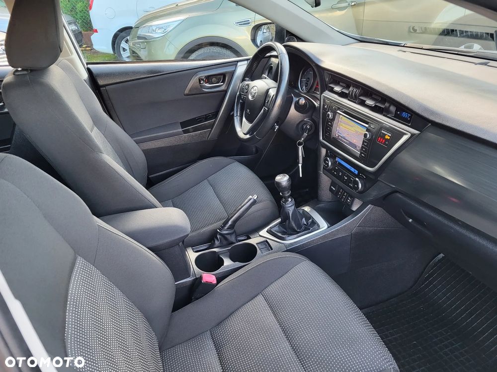 Toyota Auris - 20