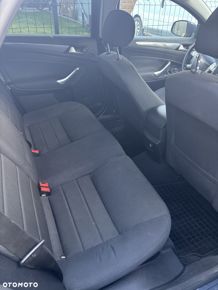 Ford Mondeo - 3