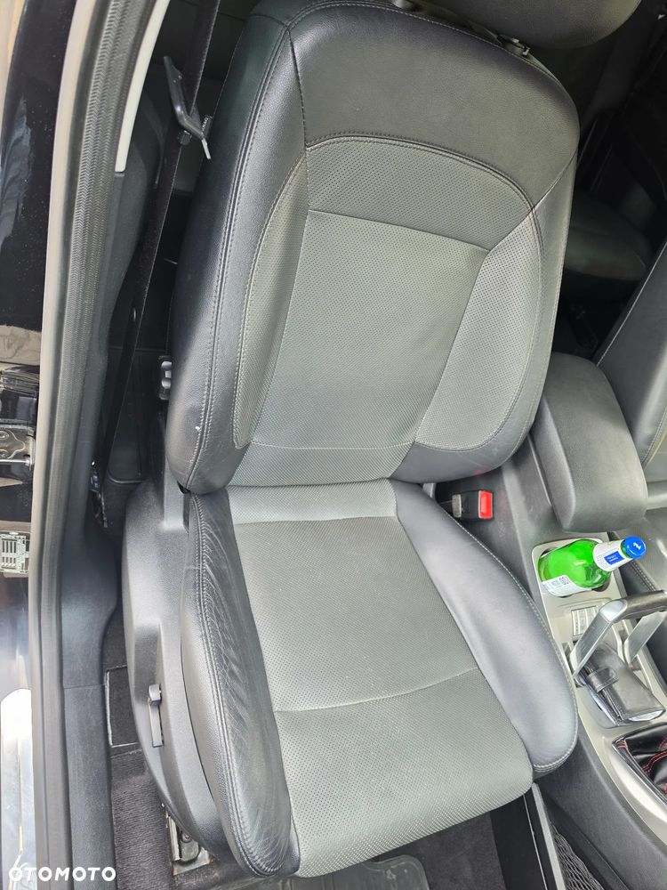 Ford S-Max - 16