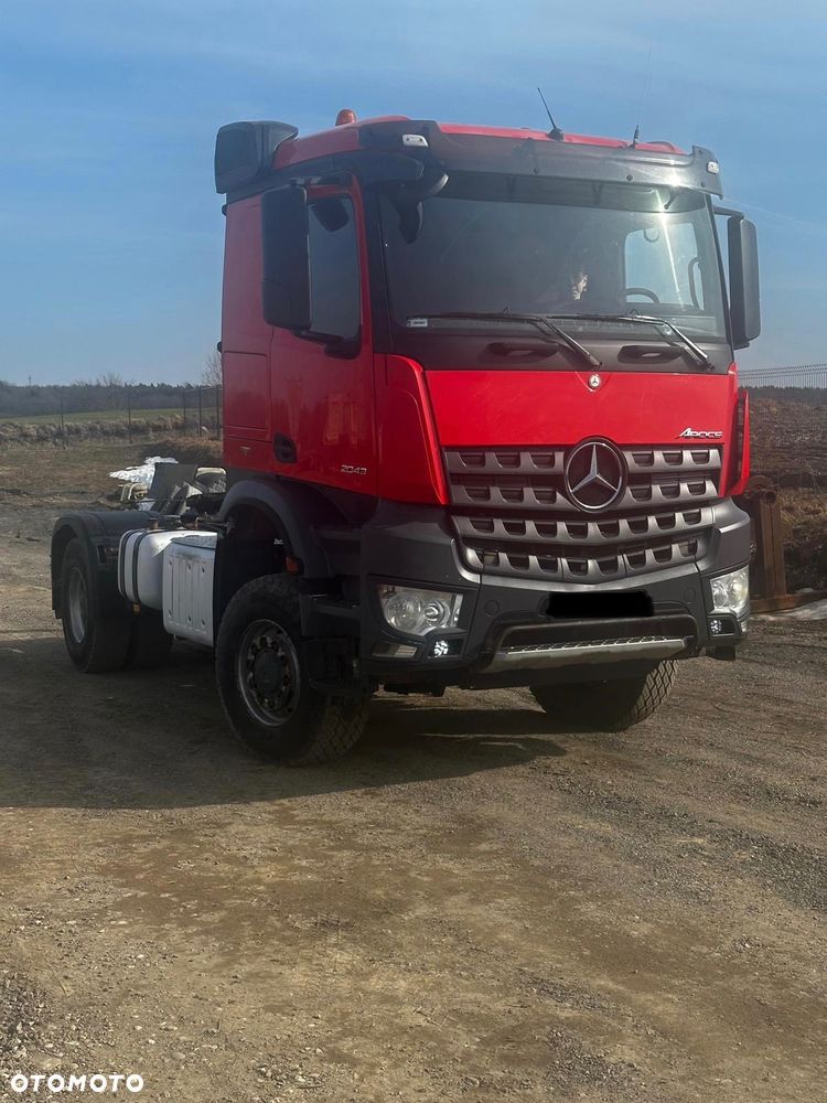 Mercedes-Benz Arocs - 1