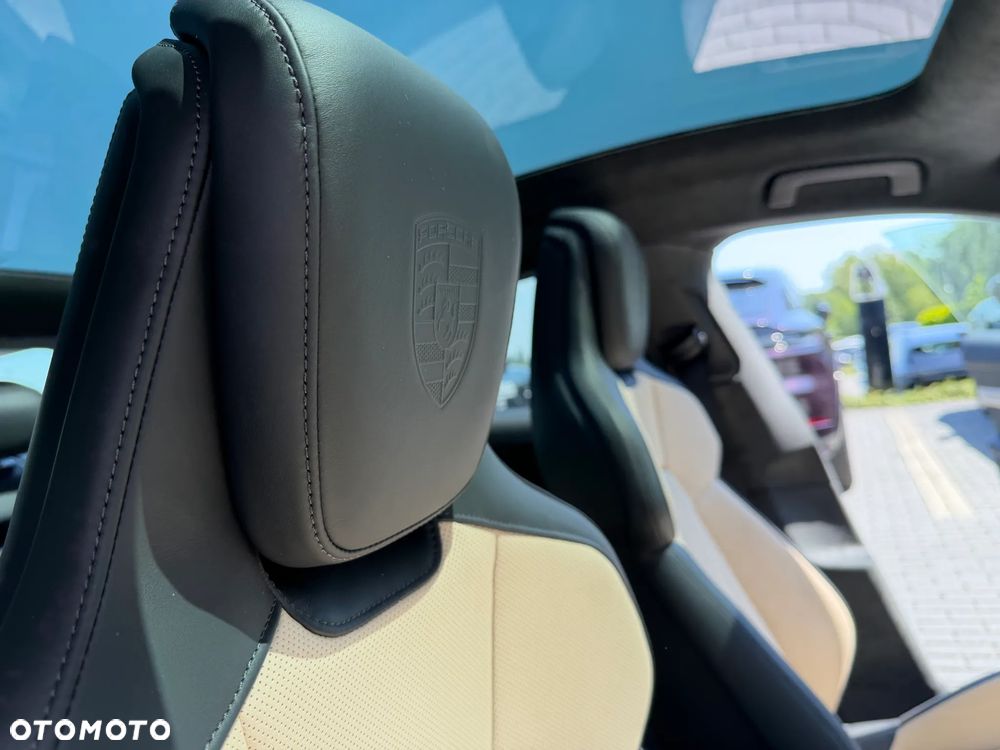 Porsche Taycan 105kWh GTS - 18