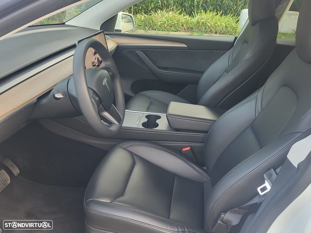 Tesla Model Y Standard - 7