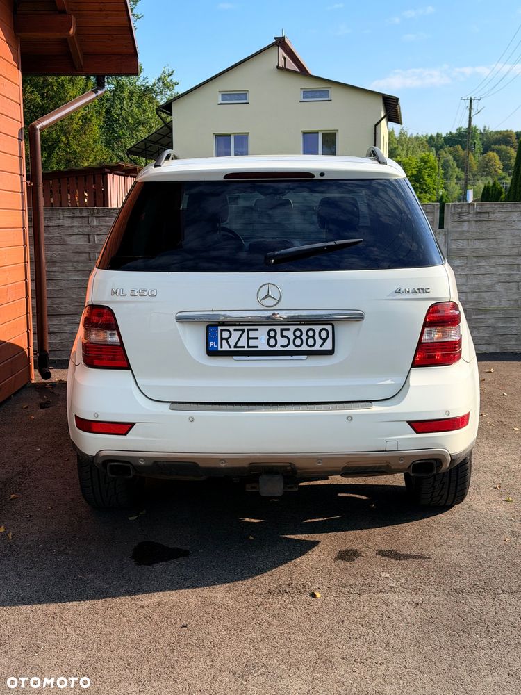 Mercedes-Benz ML 350 4-Matic - 3