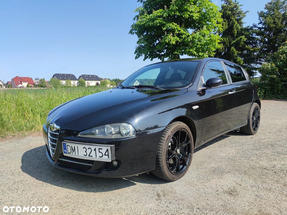 Alfa Romeo 147 1.6 Twin Spark Impression - 1