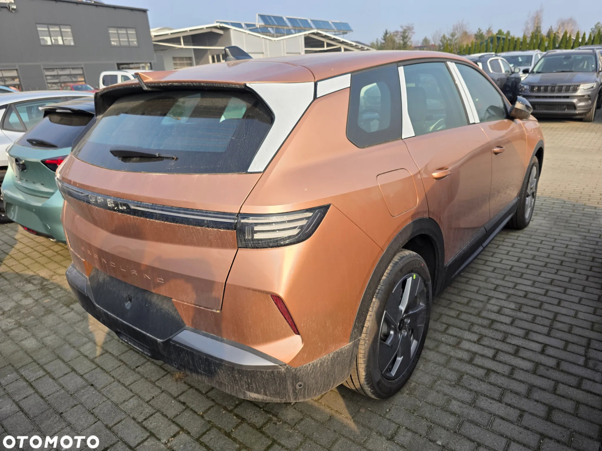 Opel Grandland 1.2 T mHEV Edition S&S eDTC6 - 5