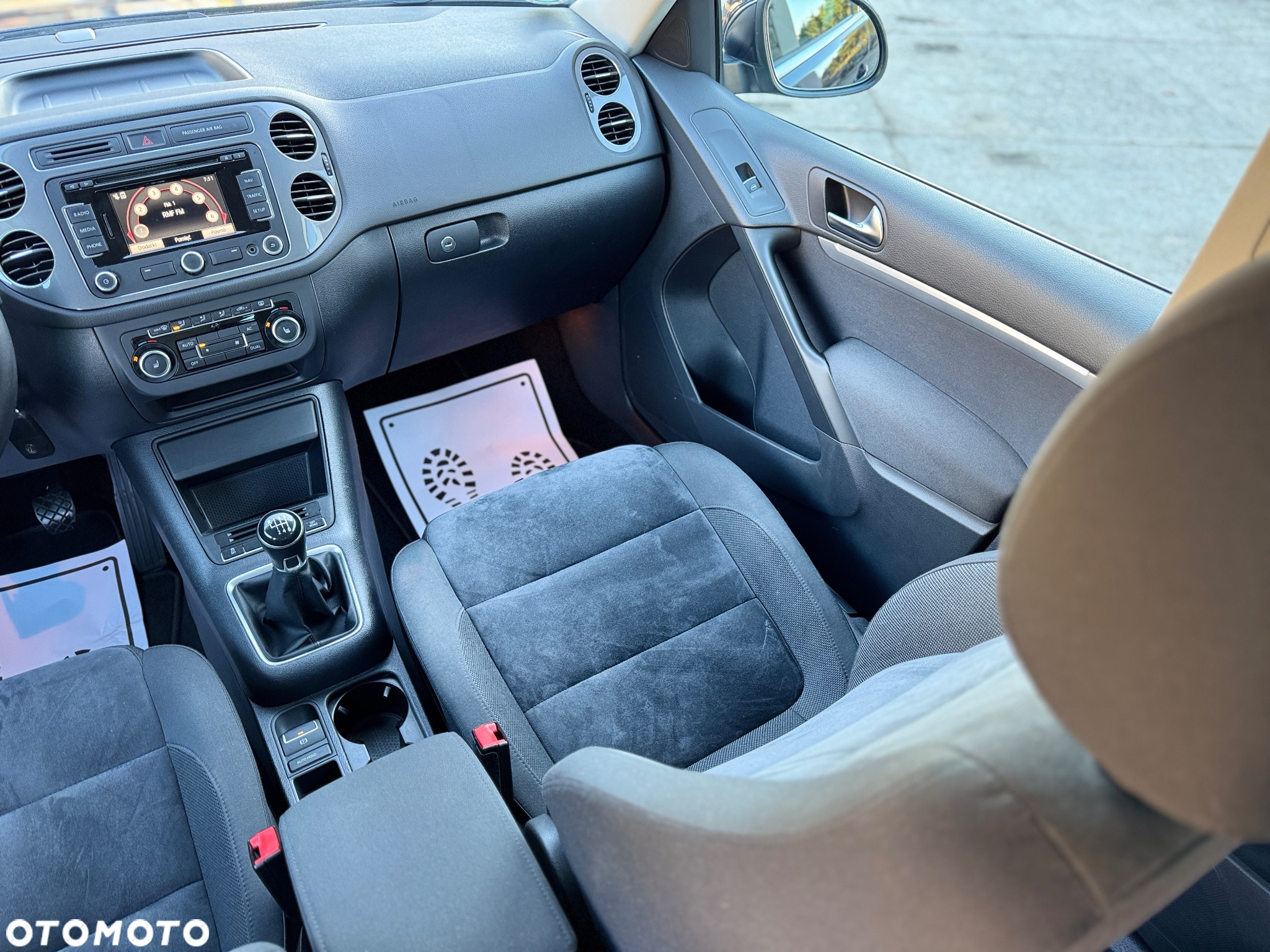 Volkswagen Tiguan - 16