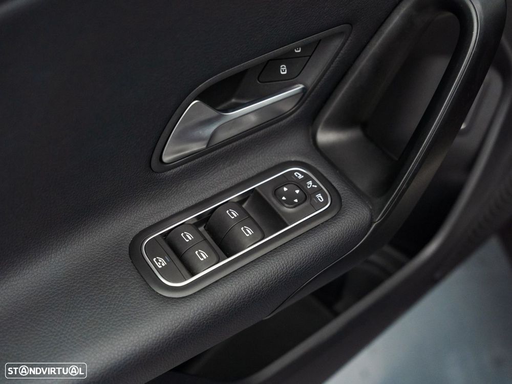 Mercedes-Benz A 250 e Style Plus - 18