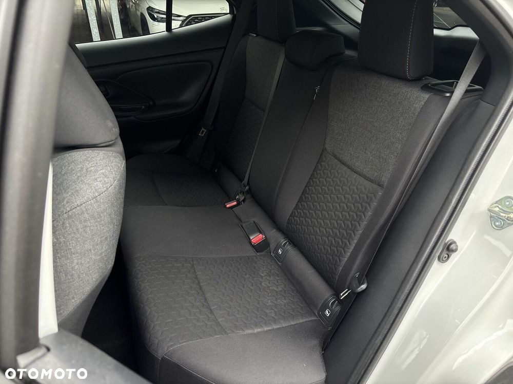 Toyota Yaris Cross 1.5 Comfort CVT - 17
