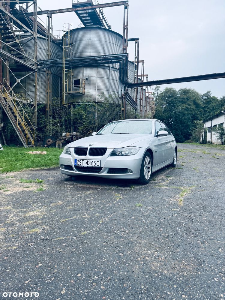 BMW Seria 3 - 1