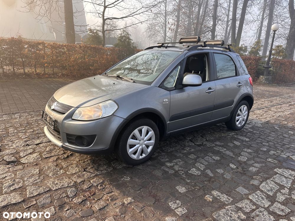 Suzuki SX4 - 1