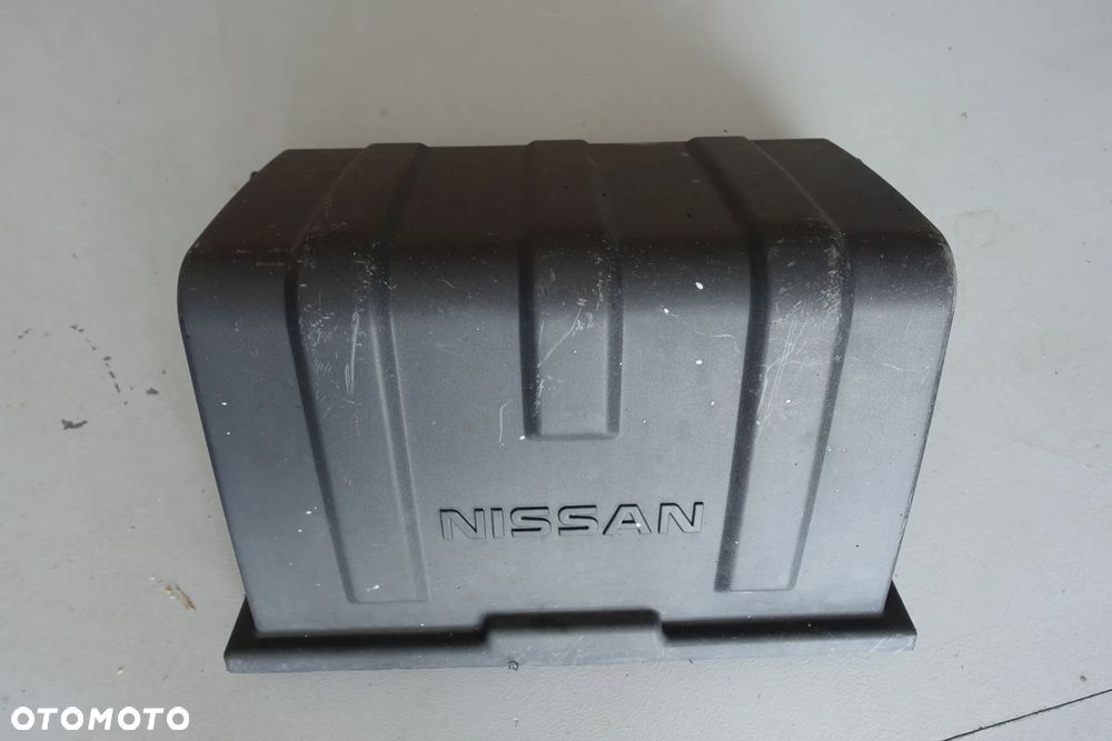 OSŁONA OBUDOWA AKUMULATORA NISSAN CABSTAR NT400 16r. - 1