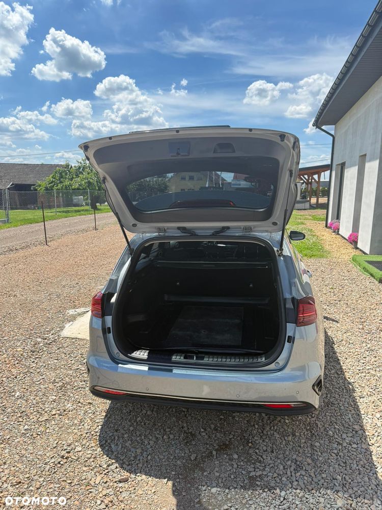 Kia Ceed - 14