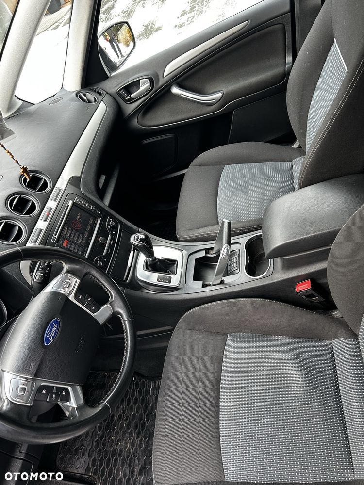 Ford Galaxy - 5