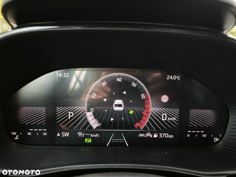 Skoda Fabia 1.0 TSI Selection DSG - 26