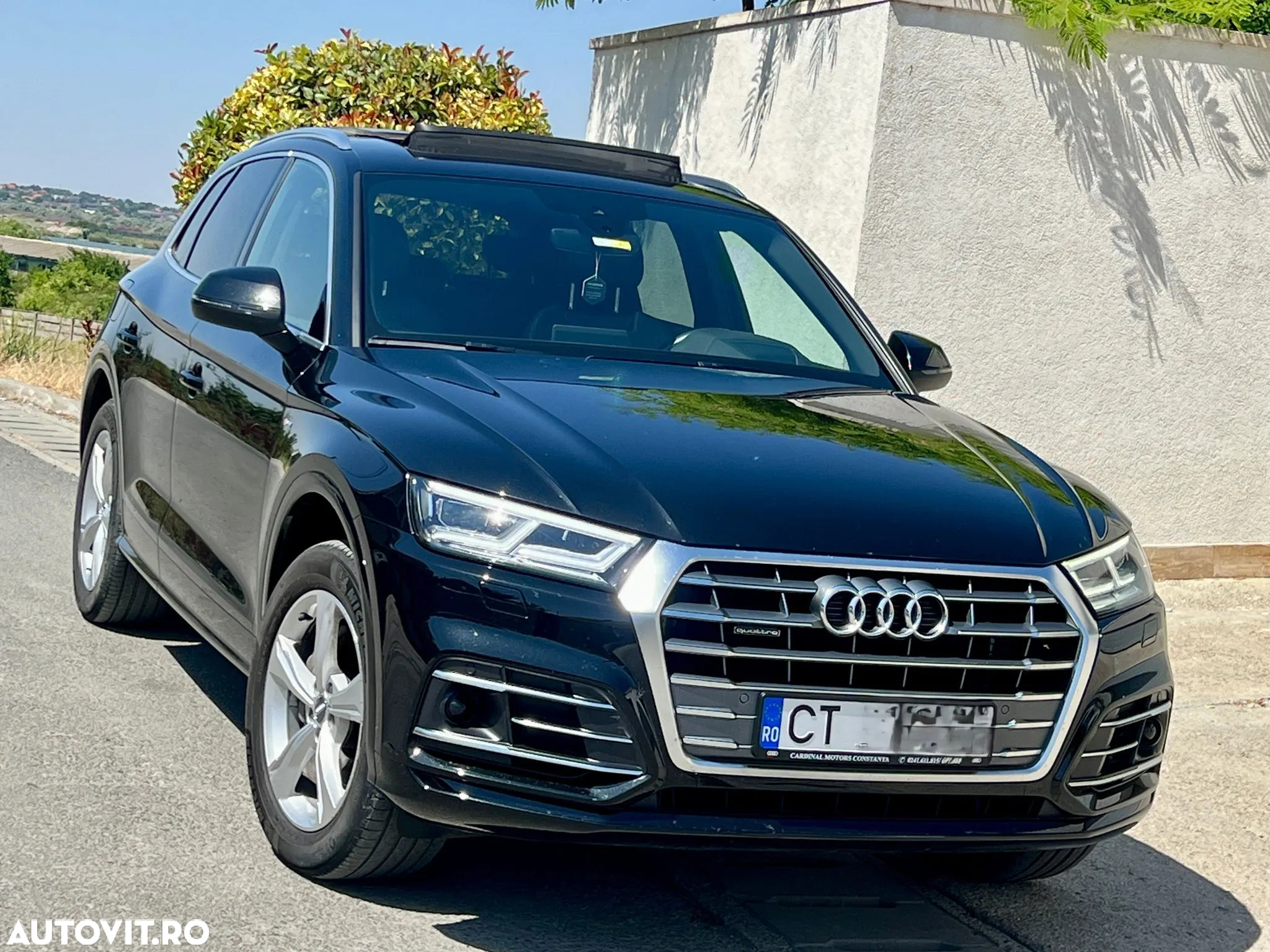 Audi Q5 2.0 40 TDI quattro S tronic Design - 2