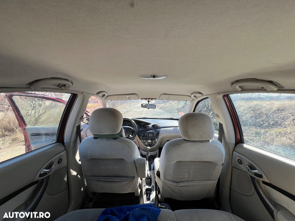 Ford Focus TDCi Ghia - 6