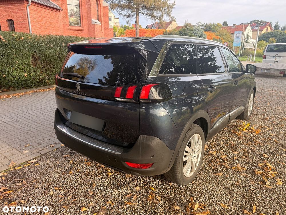 Peugeot 5008 - 12