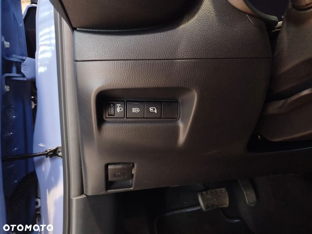 Toyota Aygo X Hybrid 1.5 Style e-CVT - 7