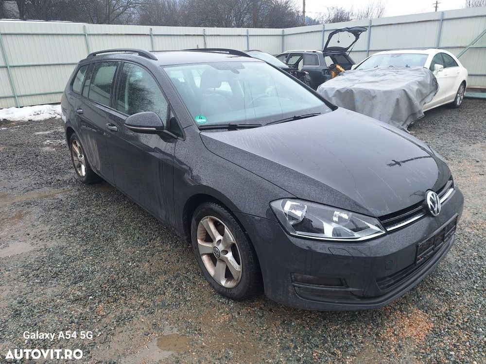 Dezmembrez VW Golf 7 break motor 1.6 CLBM cod culoare LI7F - 2