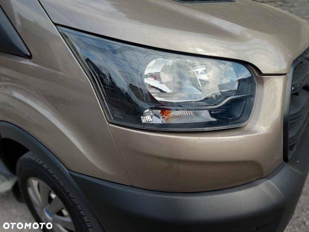 Ford Transit - 31