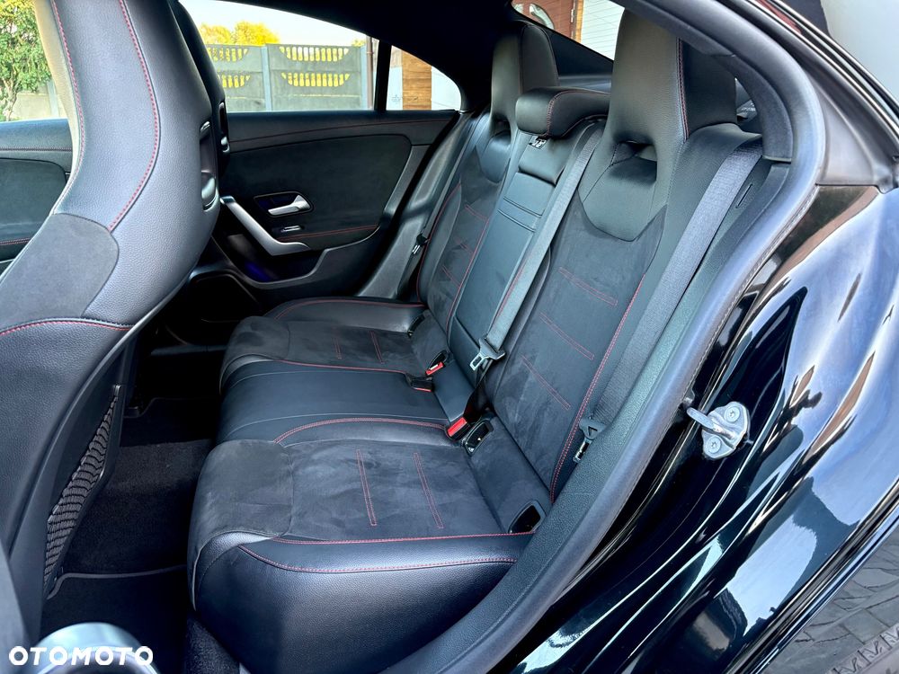 Mercedes-Benz CLA 200 d 8G-DCT AMG Line - 9