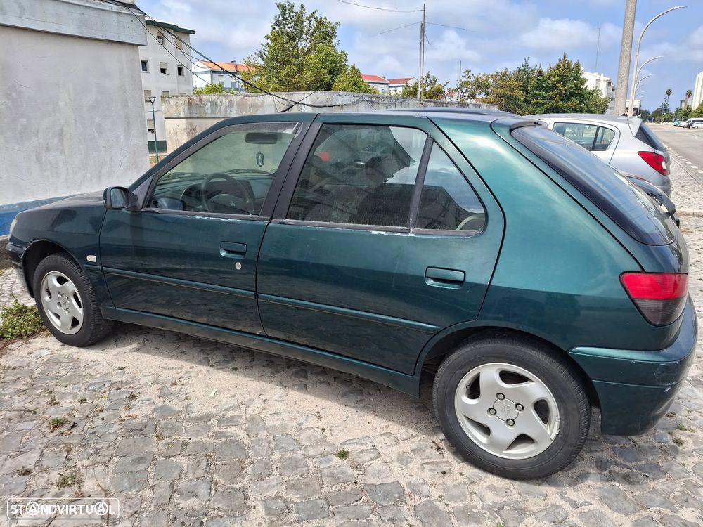 Peugeot 306 1.4 Premium - 4