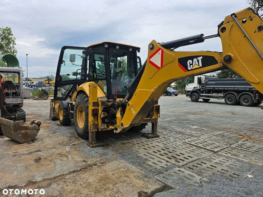 Caterpillar 428F2 - 7