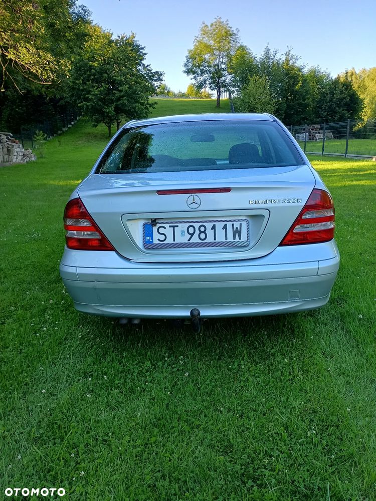 Mercedes-Benz Klasa C 180 Kompressor Classic - 5