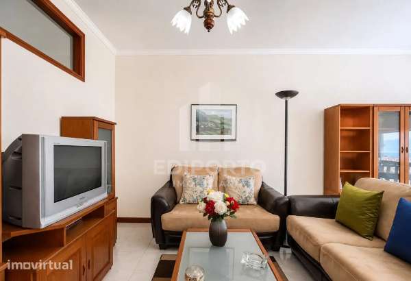Apartamento T2+1 em Valbom com Varanda, Lugar de Garagem e Excelentes - Grande imagem: 2/26