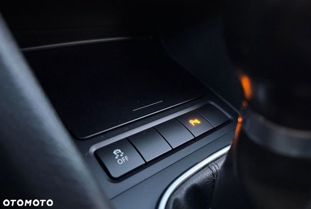 Volkswagen Golf 1.2 TSI BlueMot CityLine - 21