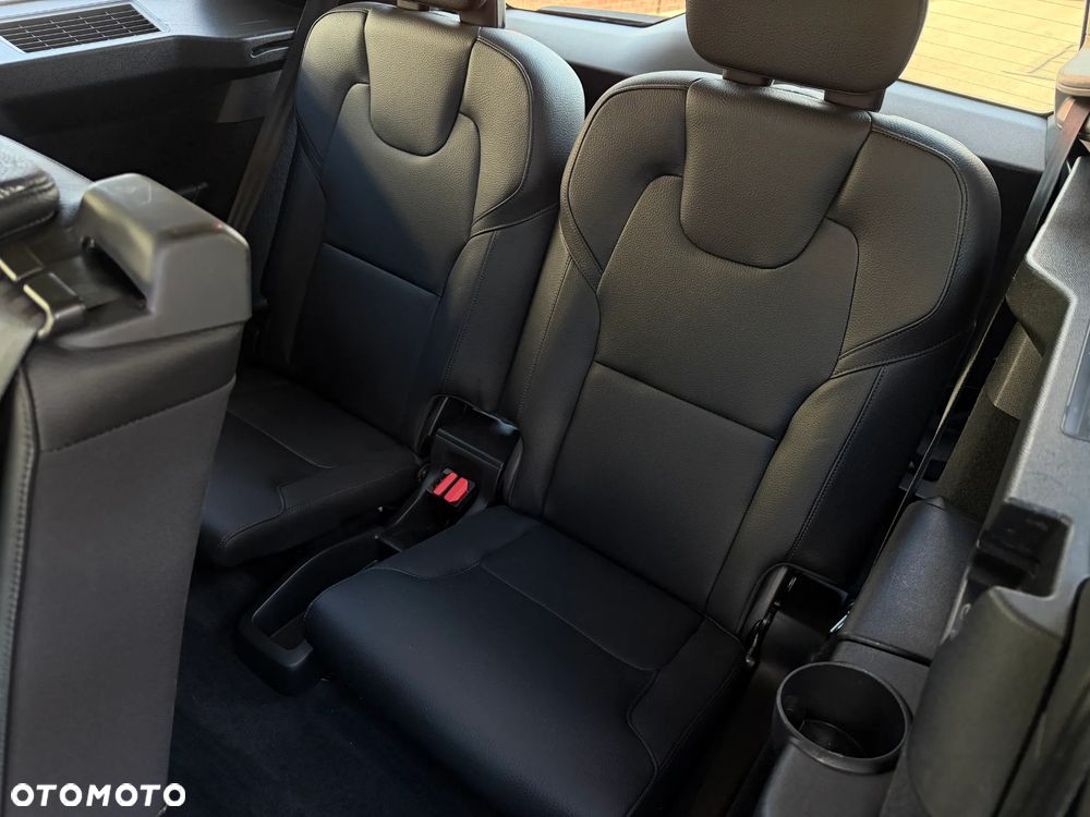 Volvo XC 90 B5 D AWD Momentum Pro 7os - 34
