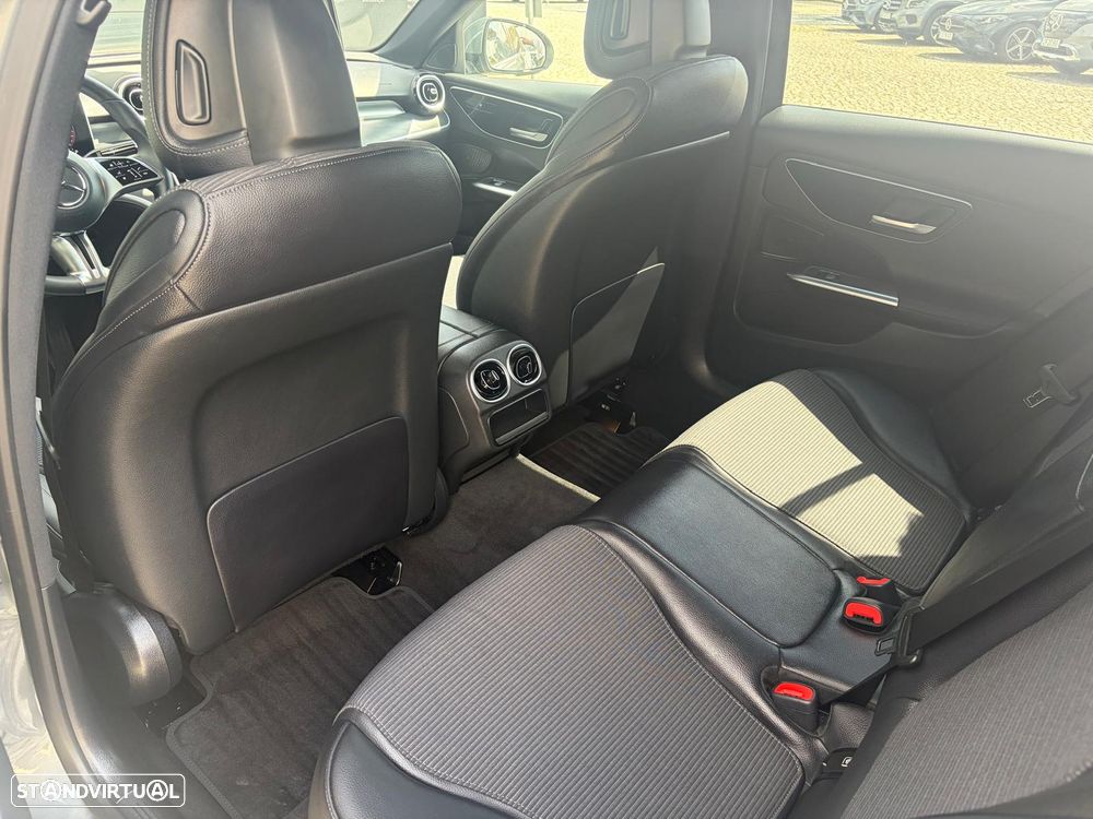 Mercedes-Benz C 300 de Avantgarde - 14