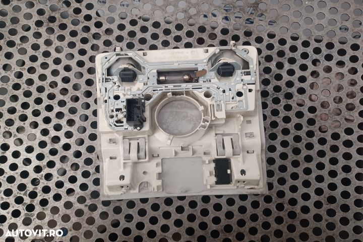PLAFONIERA  1K0947105E Volkswagen VW Golf 5  [din 2003 pana  2009] seria - 2