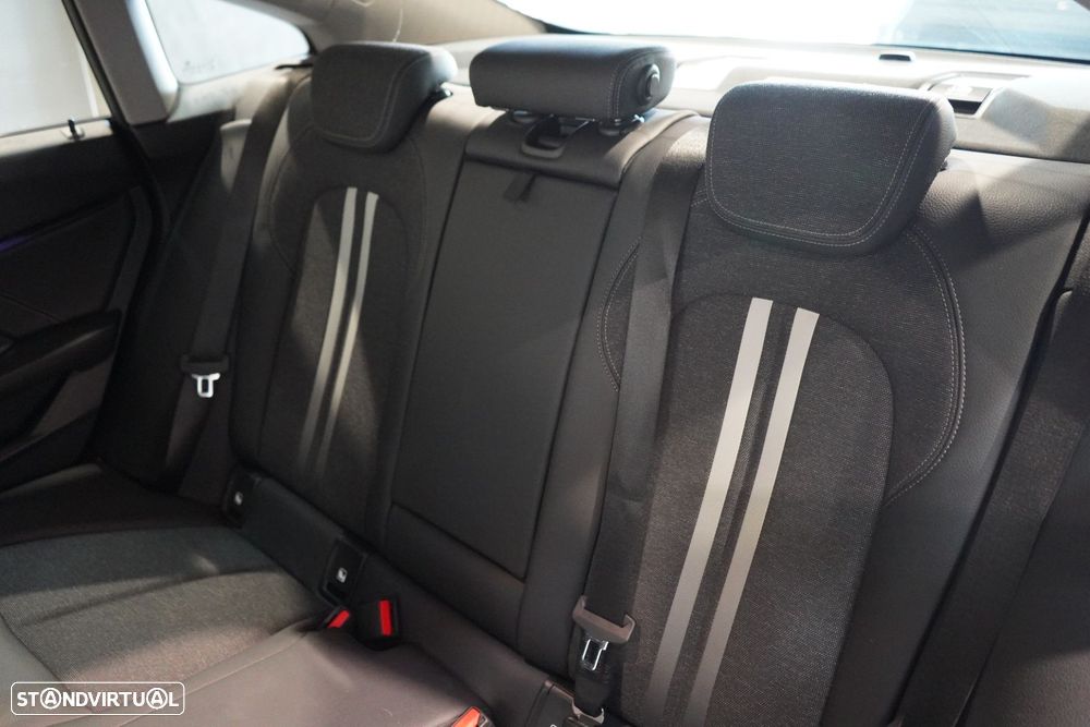 BMW 218 Gran Coupé - 31