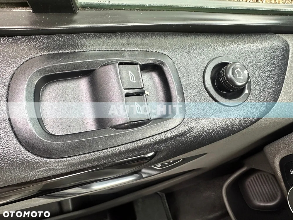 Ford Transit - 24