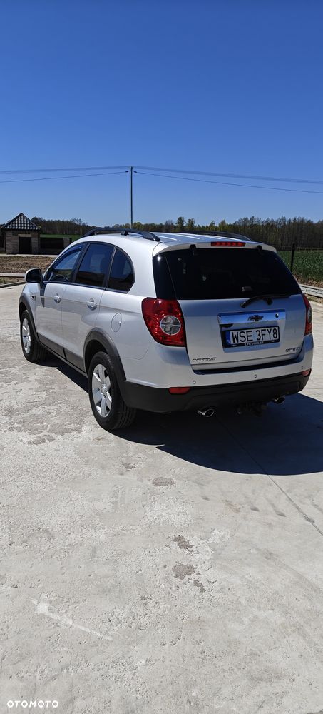 Chevrolet Captiva 2.2 D LTZ - 6