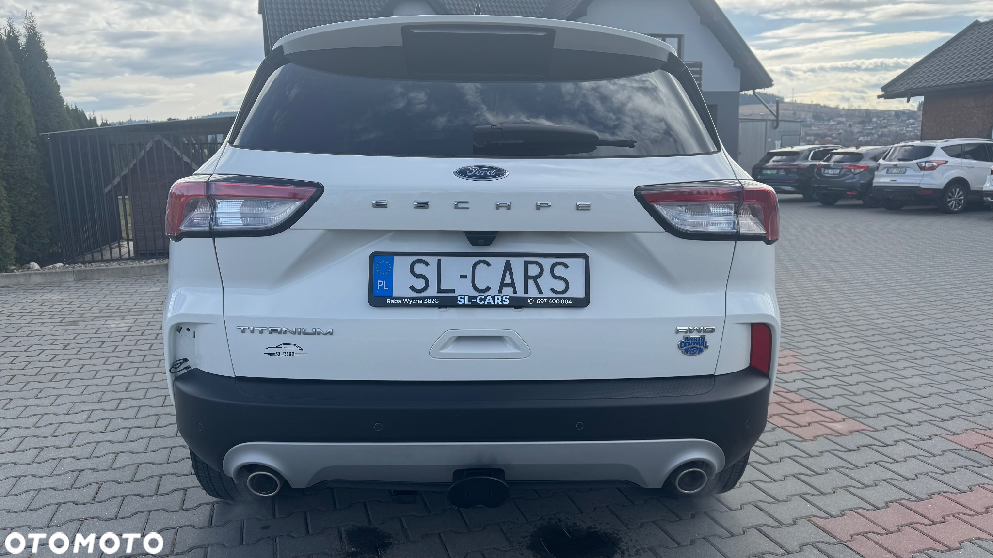 Ford Escape 2.0 EcoBoost AWD Titanium - 10