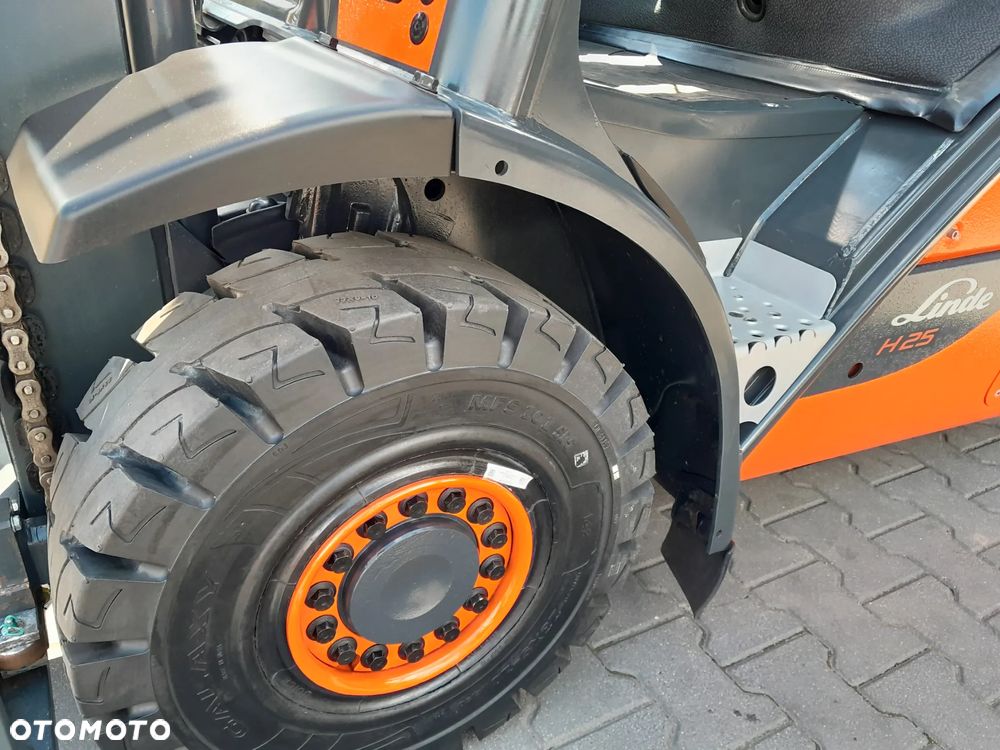 Linde H25D-02 - 11