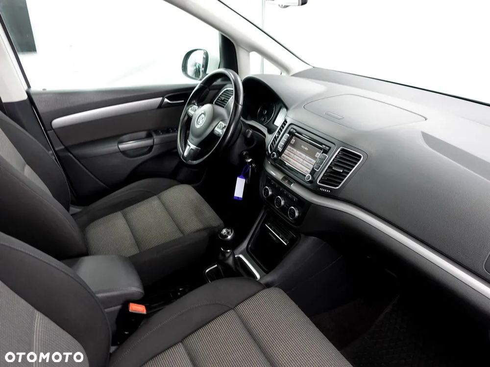 Volkswagen Sharan 2.0 TDI 4Mot Comfortline - 11