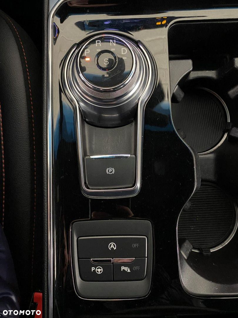 Ford Edge - 22