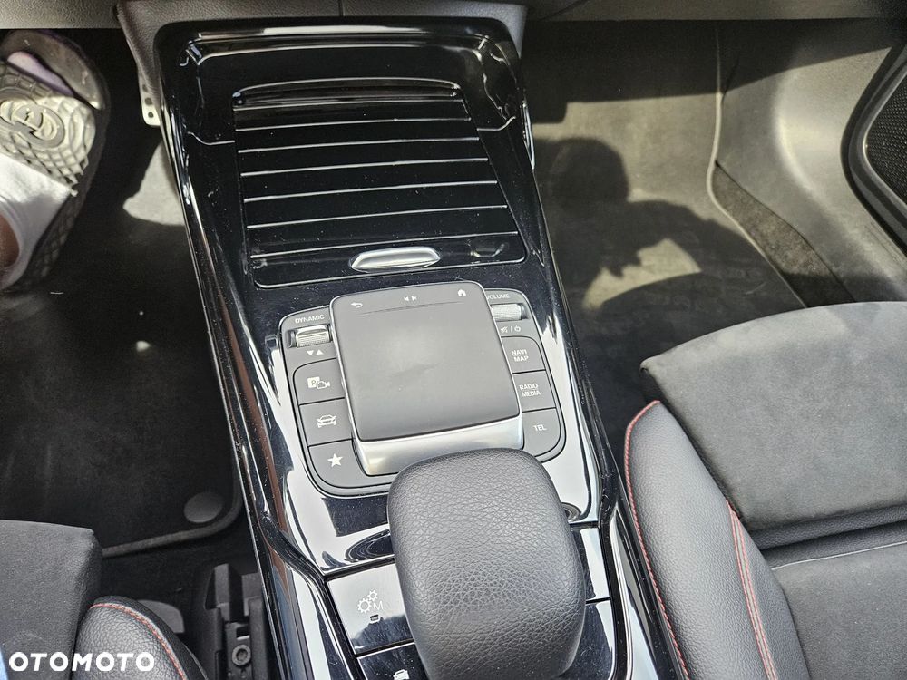 Mercedes-Benz CLA AMG 35 4Matic B AMG Speedshift 8G-DCT AMG Line Advanced Plus - 10