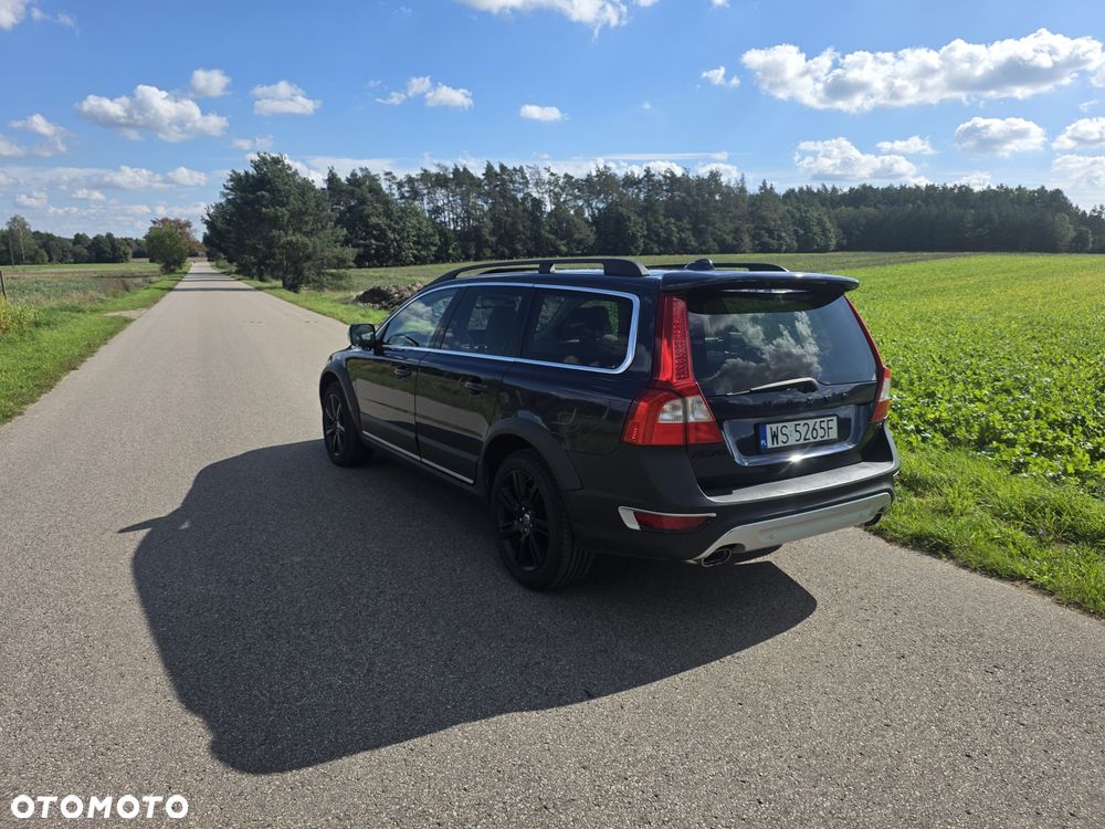 Volvo XC 70 - 4