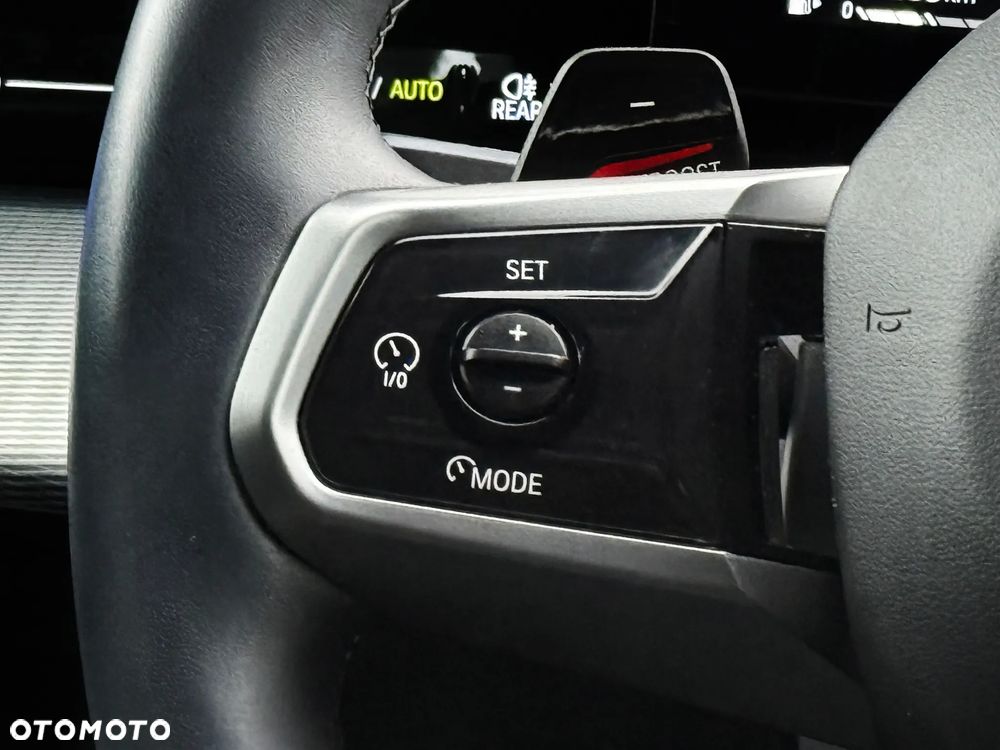 BMW Seria 5 520d xDrive - 21