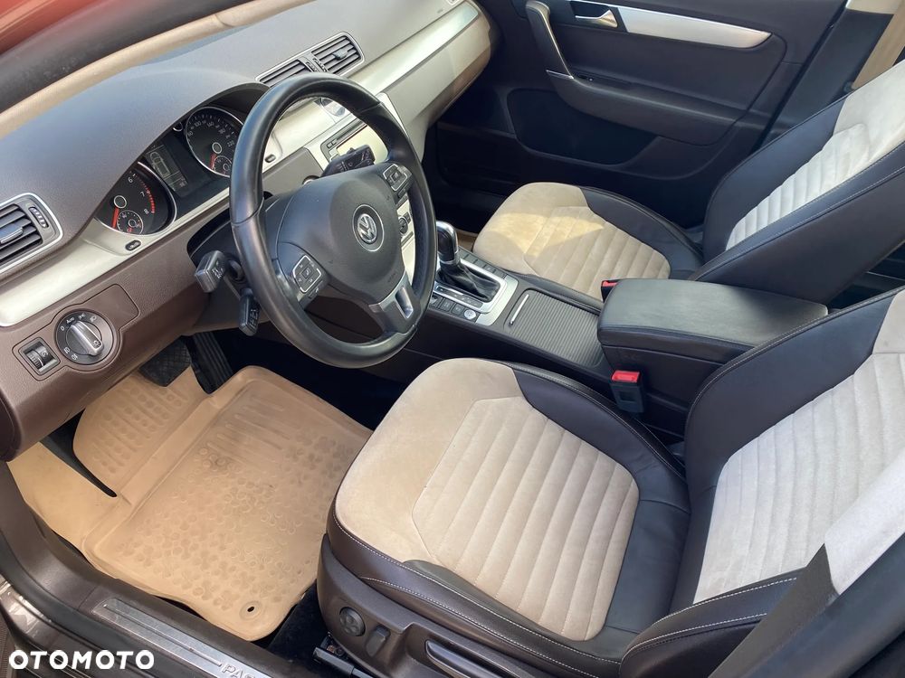 Volkswagen Passat 1.8 TSI Highline DSG - 16