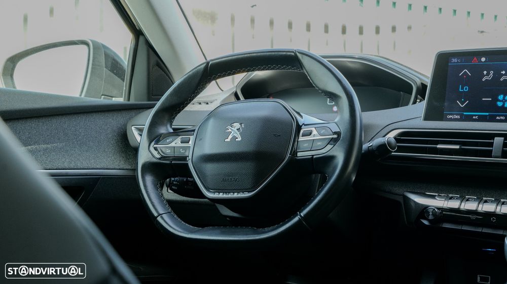 Peugeot 3008 1.5 BlueHDi Allure - 16