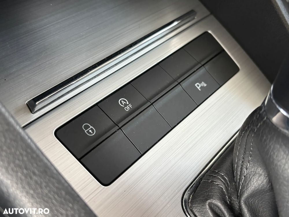 Skoda Octavia 1.6 TDI DSG Ambition - 20