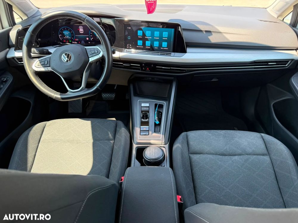 Volkswagen Golf - 27