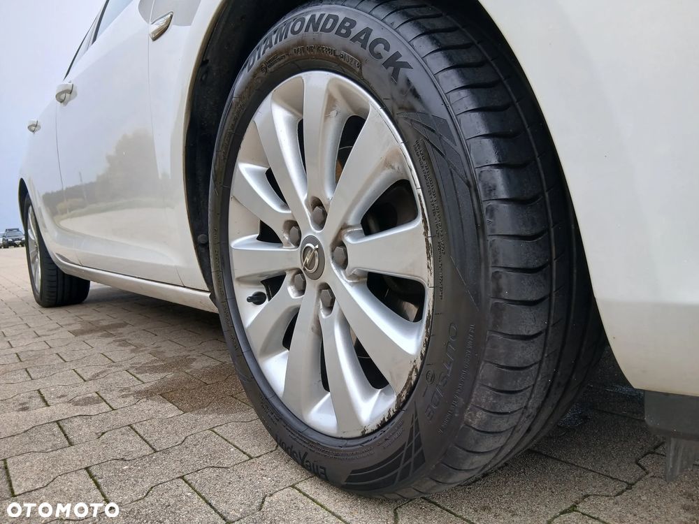 Opel Astra - 8