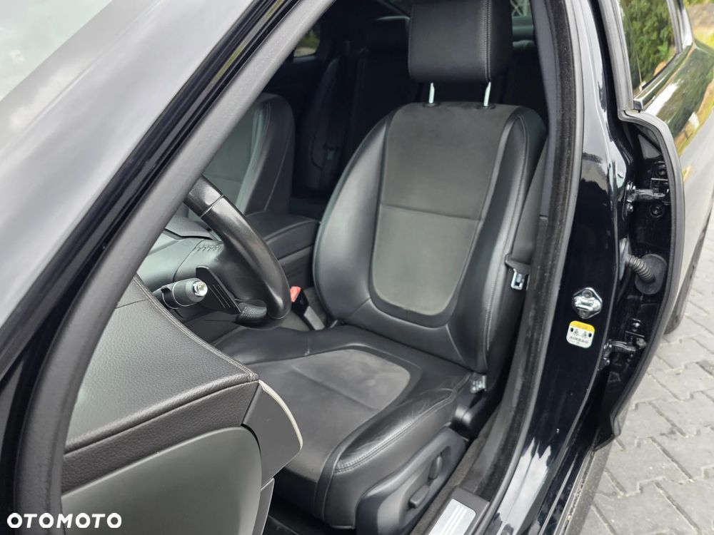Jaguar XF 2.2 - 19