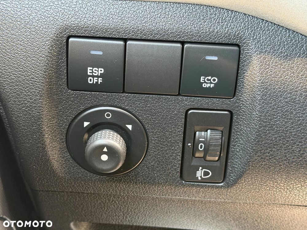 Citroën Berlingo e-HDi 90 FAP EGS6 Multispace Exclusive - 30